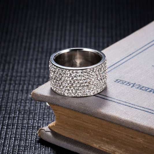 HarmonyCircle - Full Crystal Stainless Steel Ring